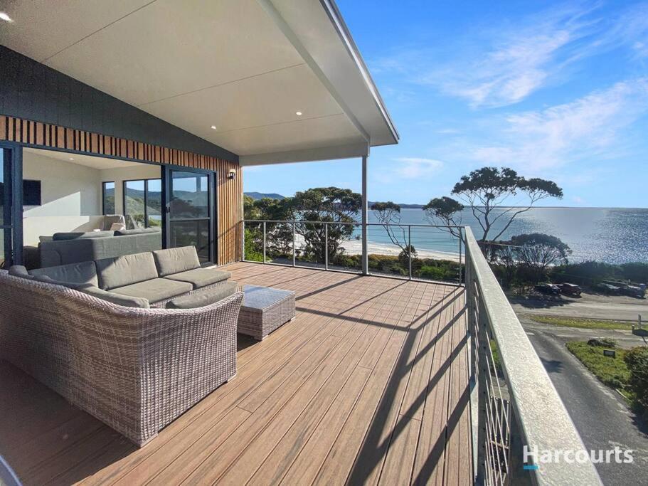 Stingray Bay Of Fires Chic